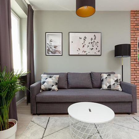 Central Apartment Emilii Plater By Noclegi Renters Варшава Экстерьер фото